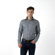 THE VOYAGER SHIRT - NAVY BLUE GINGHAM